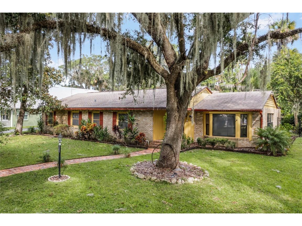 1000 Boylston Street Leesburg FL 34748 - LAKE HARRIS CHAIN OF LAKES G5074194 image1