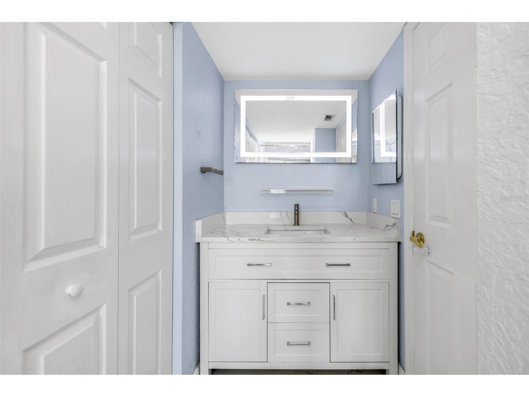 1000 Cove Cay Drive #5D Clearwater FL 33760 TB8491541 image23
