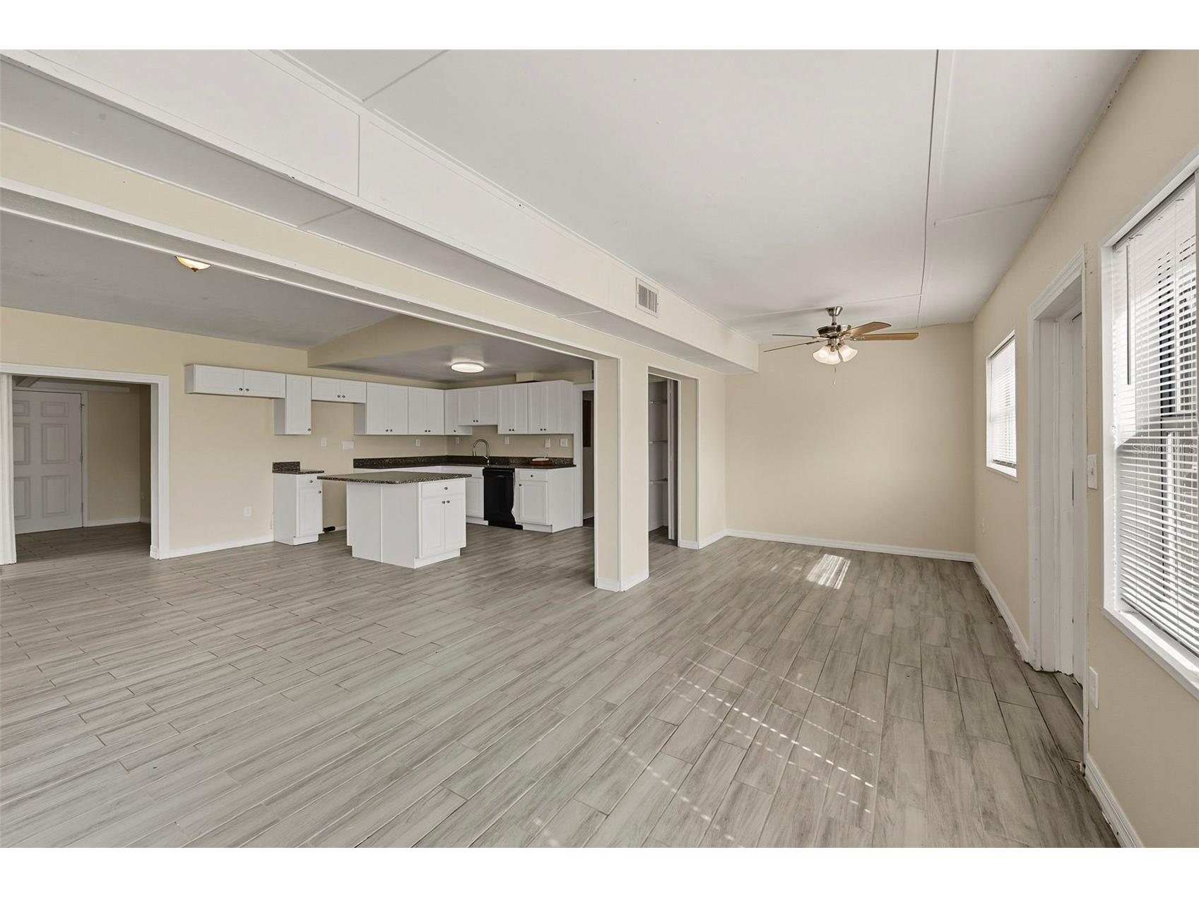 1000 Emeralda Road Orlando FL 32808 O6416882 image19
