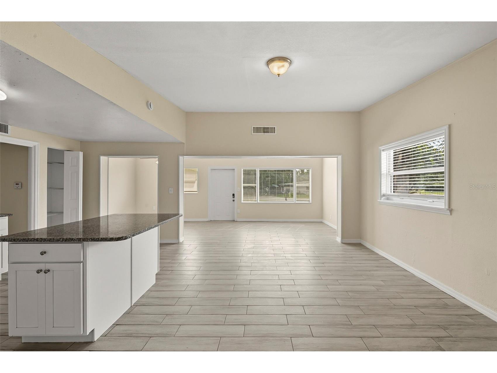 1000 Emeralda Road Orlando FL 32808 O6416882 image23