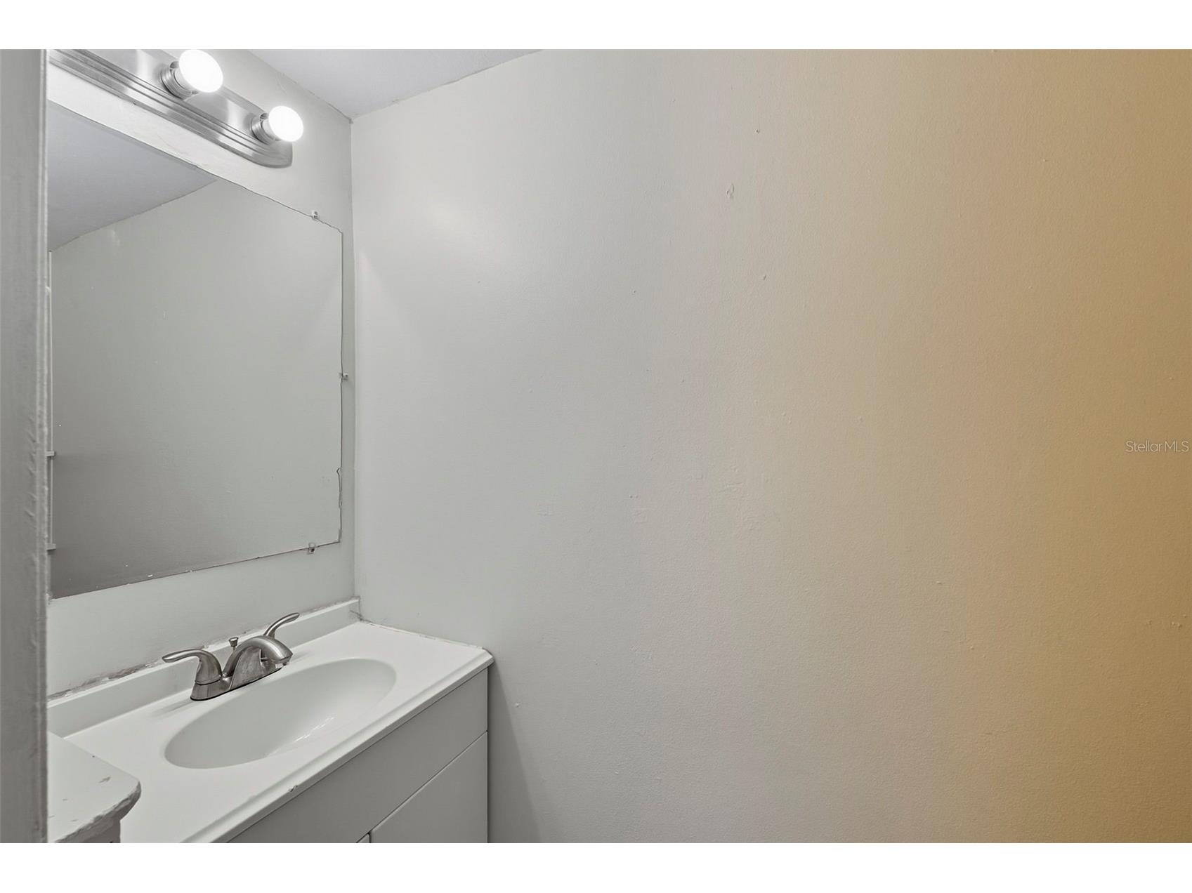 1000 Emeralda Road Orlando FL 32808 O6416882 image28