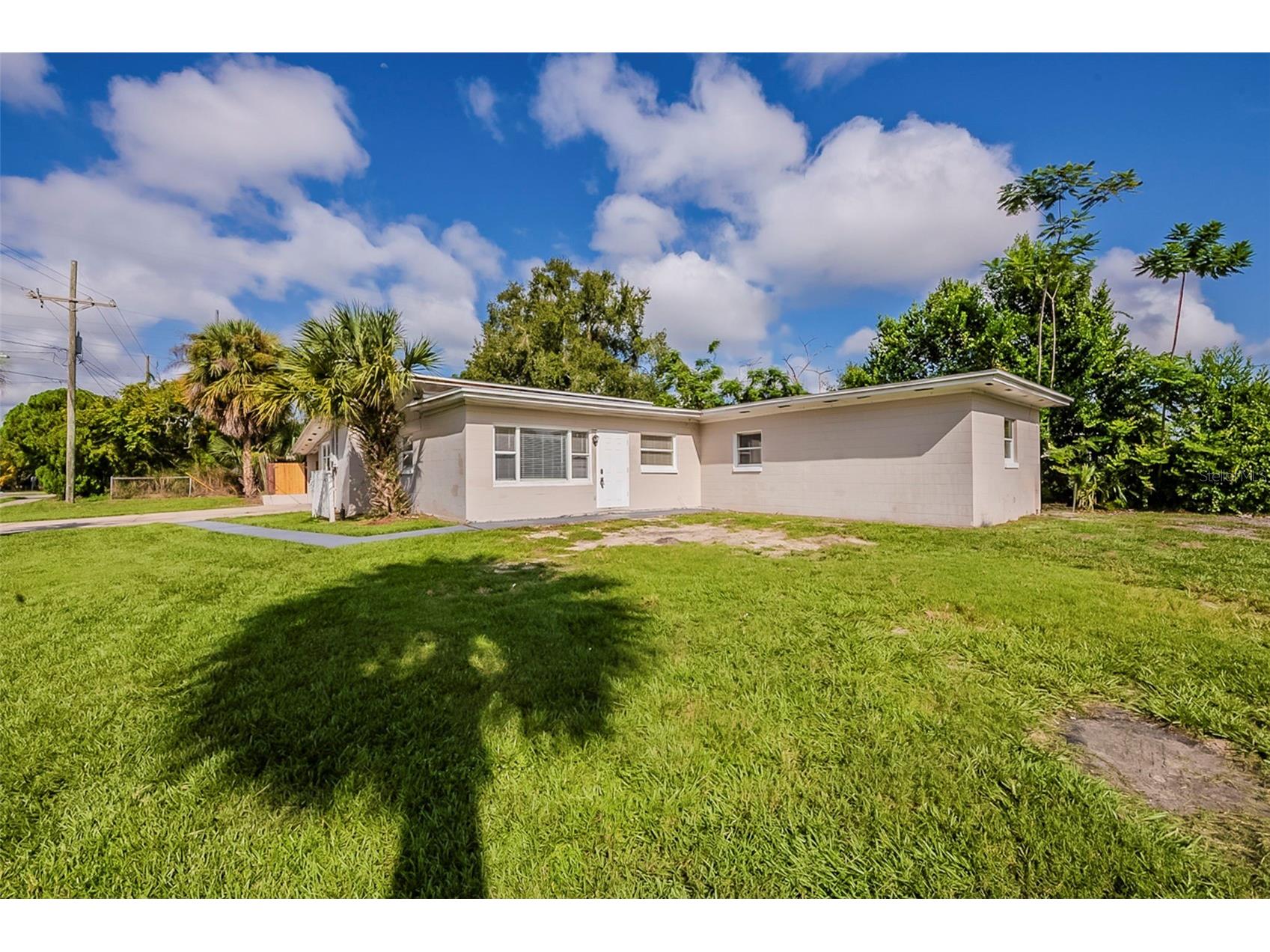 1000 Emeralda Road Orlando FL 32808 O6416882 image3