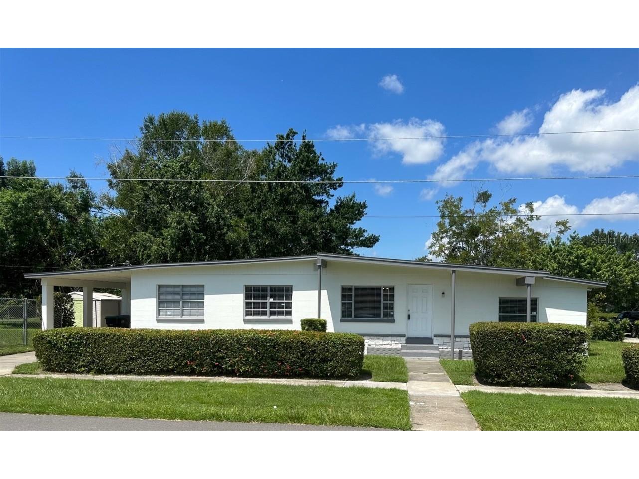 1000 Florence Avenue Orlando FL 32811 - LAKE MANN O6132972 image1