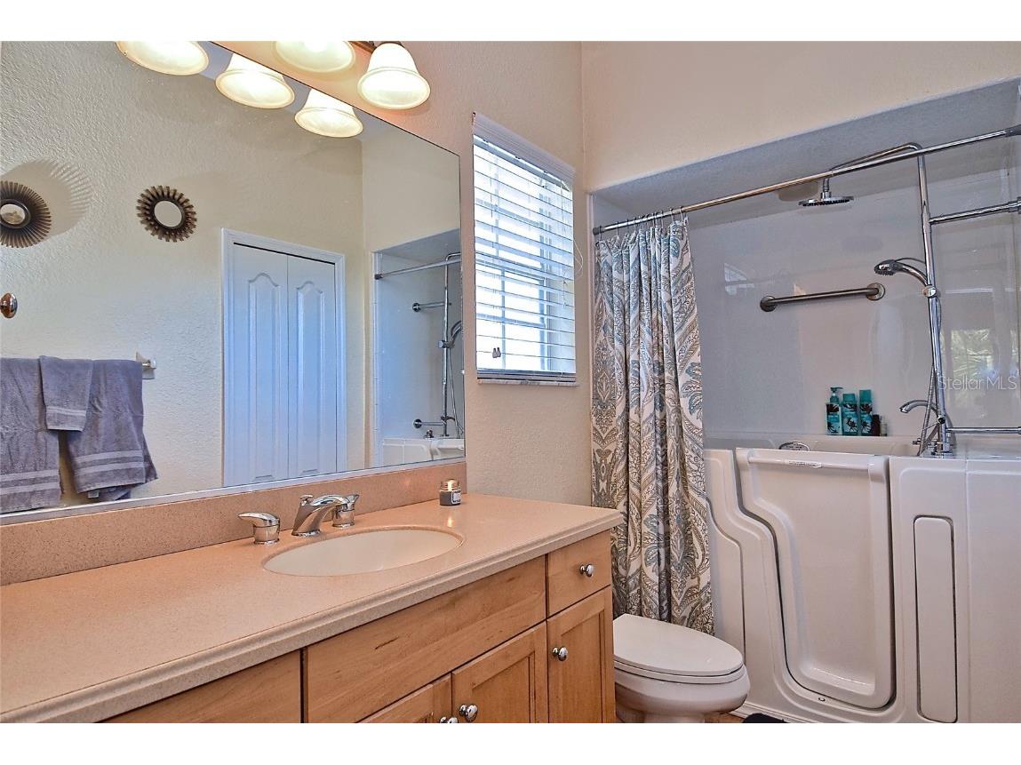 1000 Gardens Edge Drive #1023 Venice FL 34285 A4673402 image21