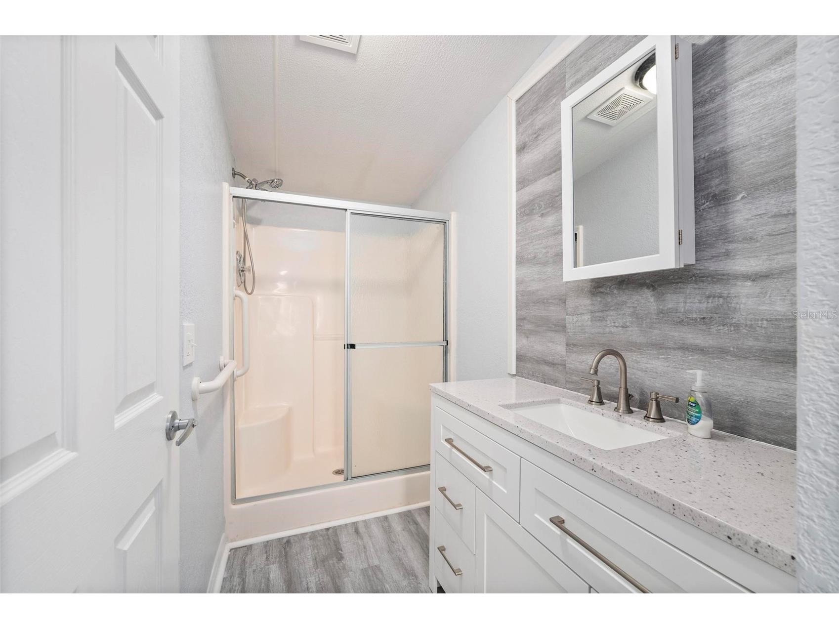 1000 Kings Highway #101 Port Charlotte FL 33980 C7525593 image14
