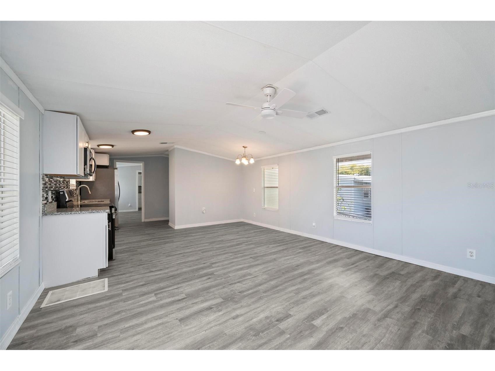 1000 Kings Highway #101 Port Charlotte FL 33980 C7525593 image3