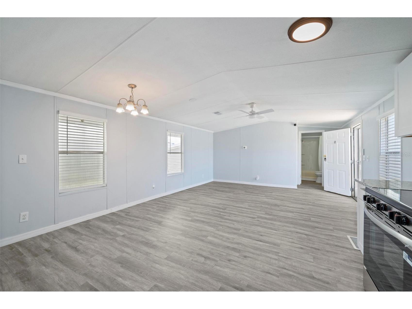 1000 Kings Highway #101 Port Charlotte FL 33980 C7525593 image7