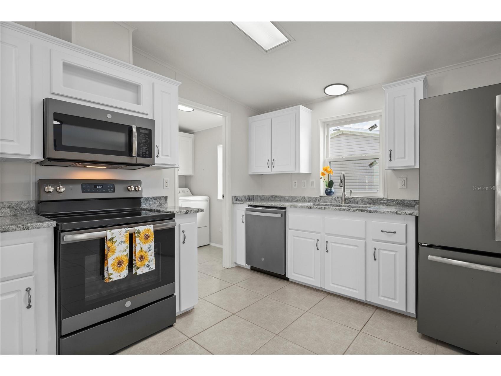 1000 Kings Highway #111 Port Charlotte FL 33980 C7520555 image22