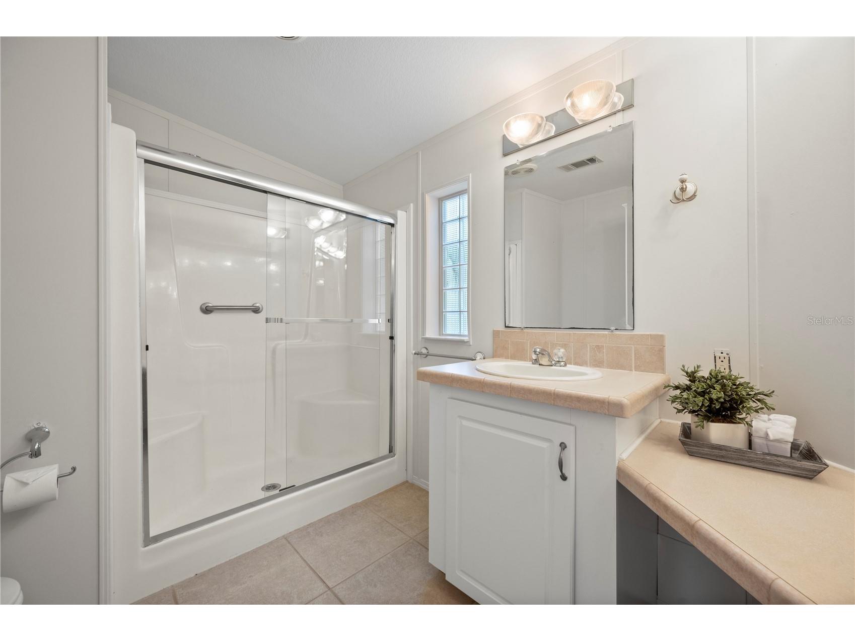 1000 Kings Highway #111 Port Charlotte FL 33980 C7520555 image24