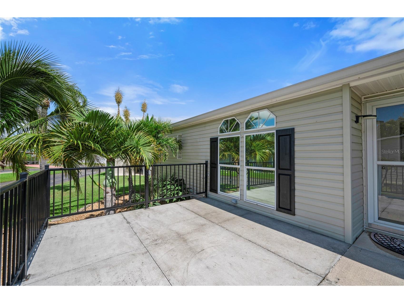 1000 Kings Highway #111 Port Charlotte FL 33980 C7520555 image41