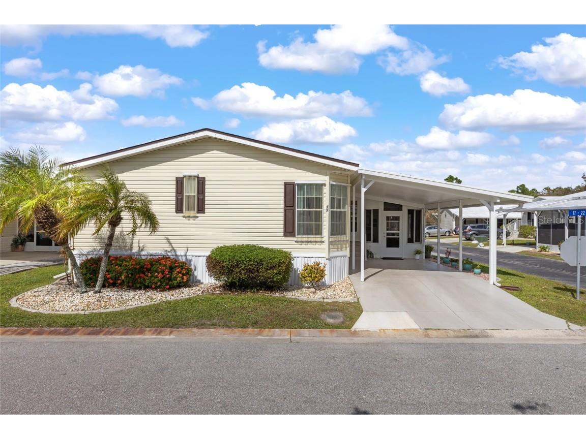 1000 Kings Highway #17 Punta Gorda FL 33980 C7499526 image1