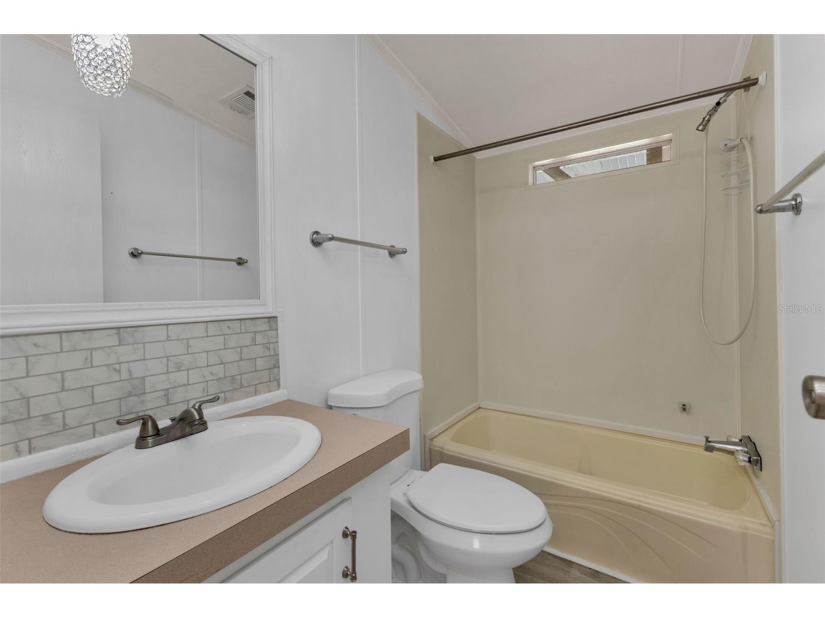 1000 Kings Highway #18 Port Charlotte FL 33980 C7522733 image27