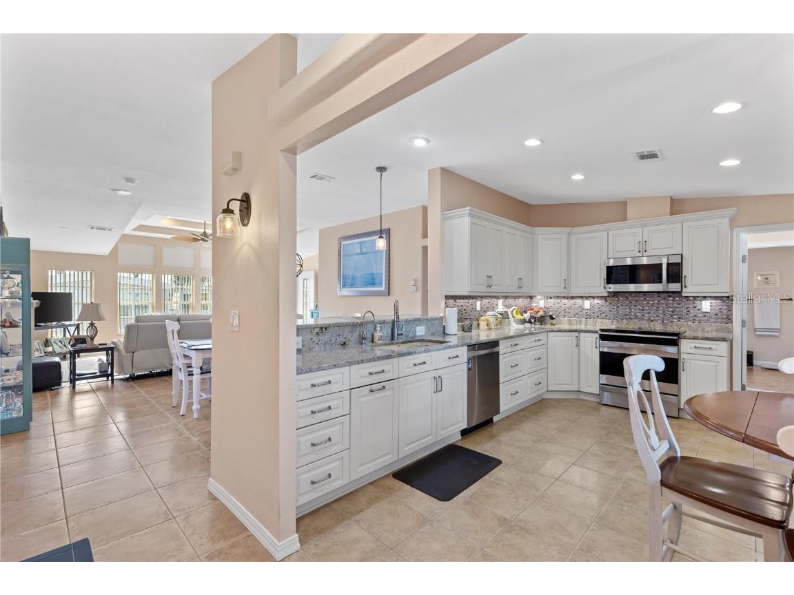 1000 Kings Highway #438 Port Charlotte FL 33980 C7504425 image3