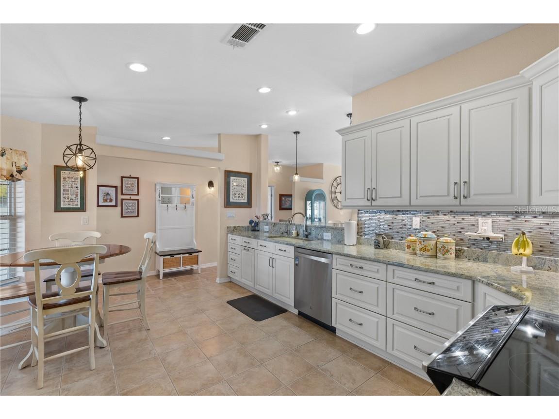 1000 Kings Highway #438 Port Charlotte FL 33980 C7504425 image9