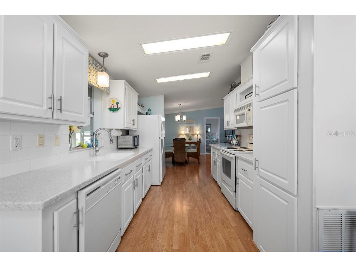 1000 Kings Highway #487 Port Charlotte FL 33980 C7517359 image13