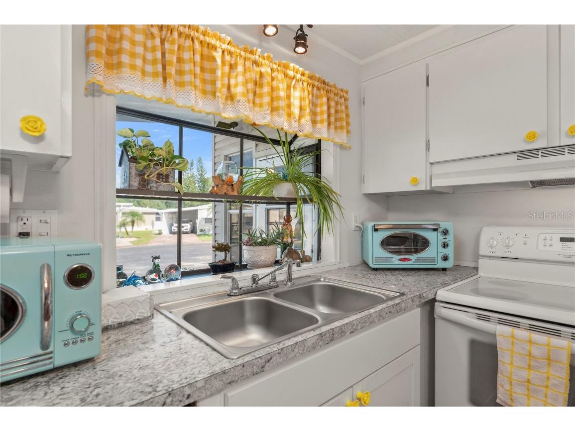 1000 Kings Highway #60 Port Charlotte FL 33980 C7516971 image6