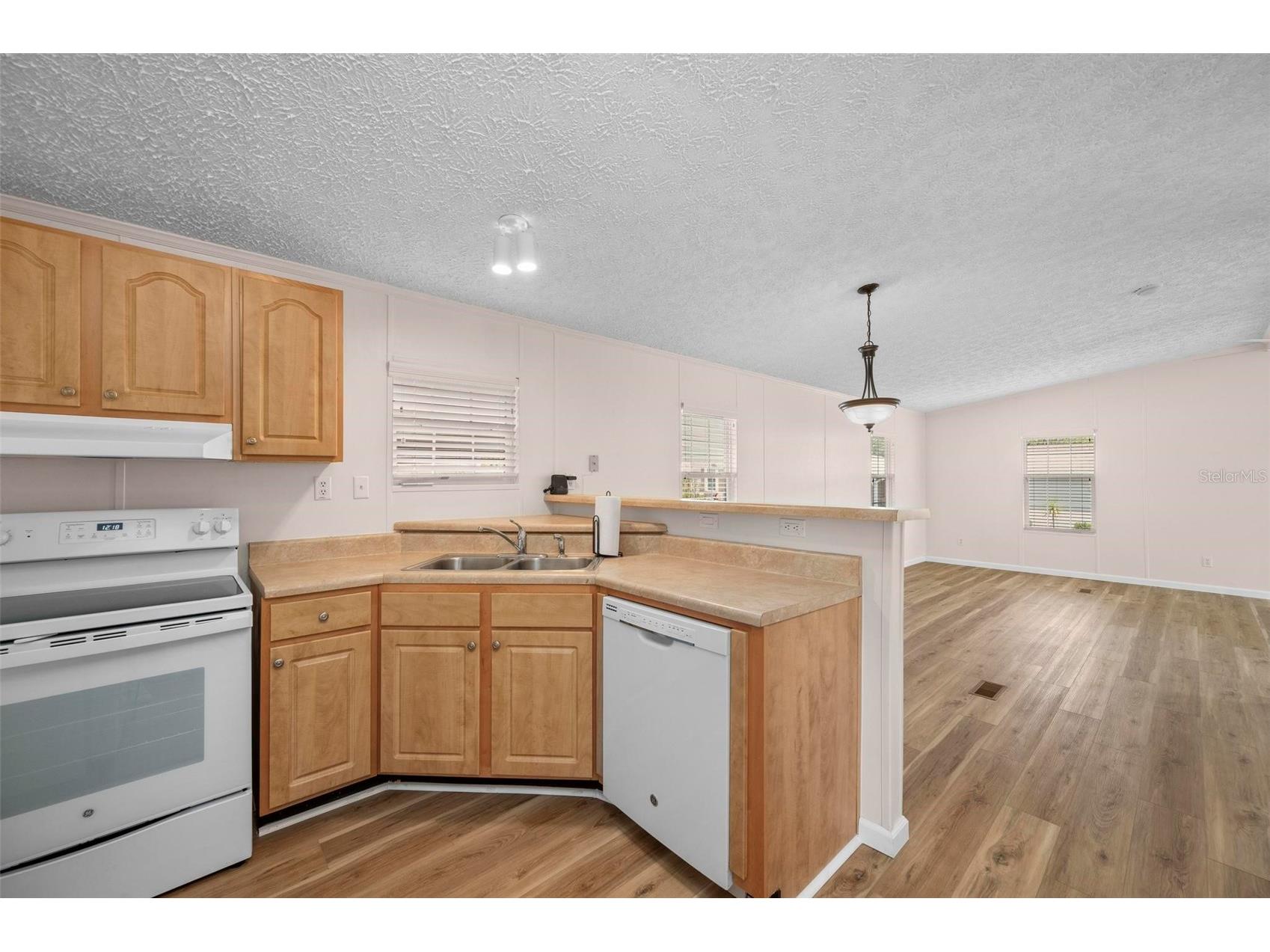 1000 Kings Highway #70 Port Charlotte FL 33980 C7525138 image17