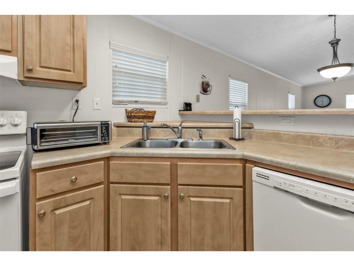 1000 Kings Highway #70 Punta Gorda FL 33980 C7503633 image11