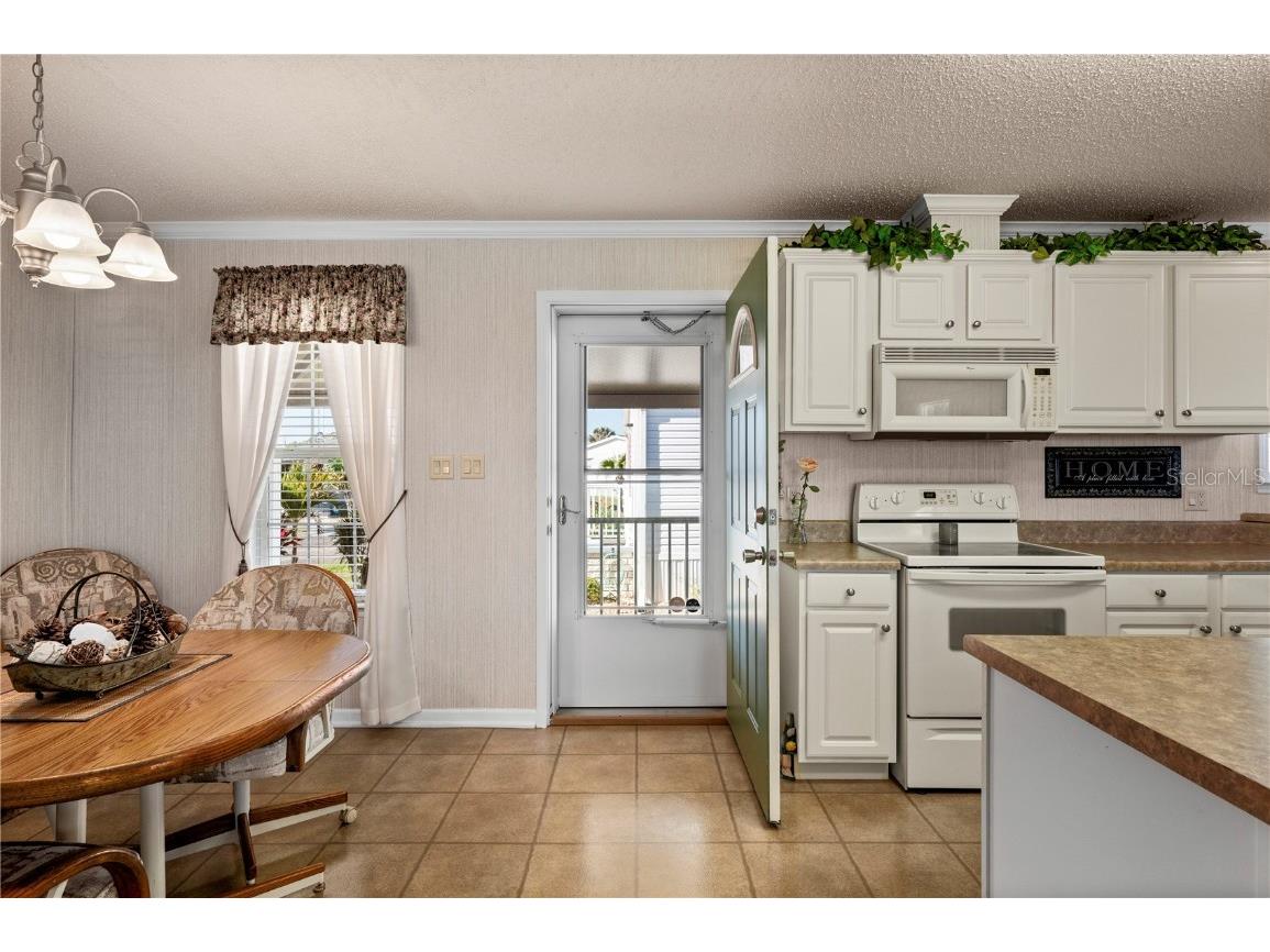 1000 Kings Highway #86 Port Charlotte FL 33980 C7505031 image4