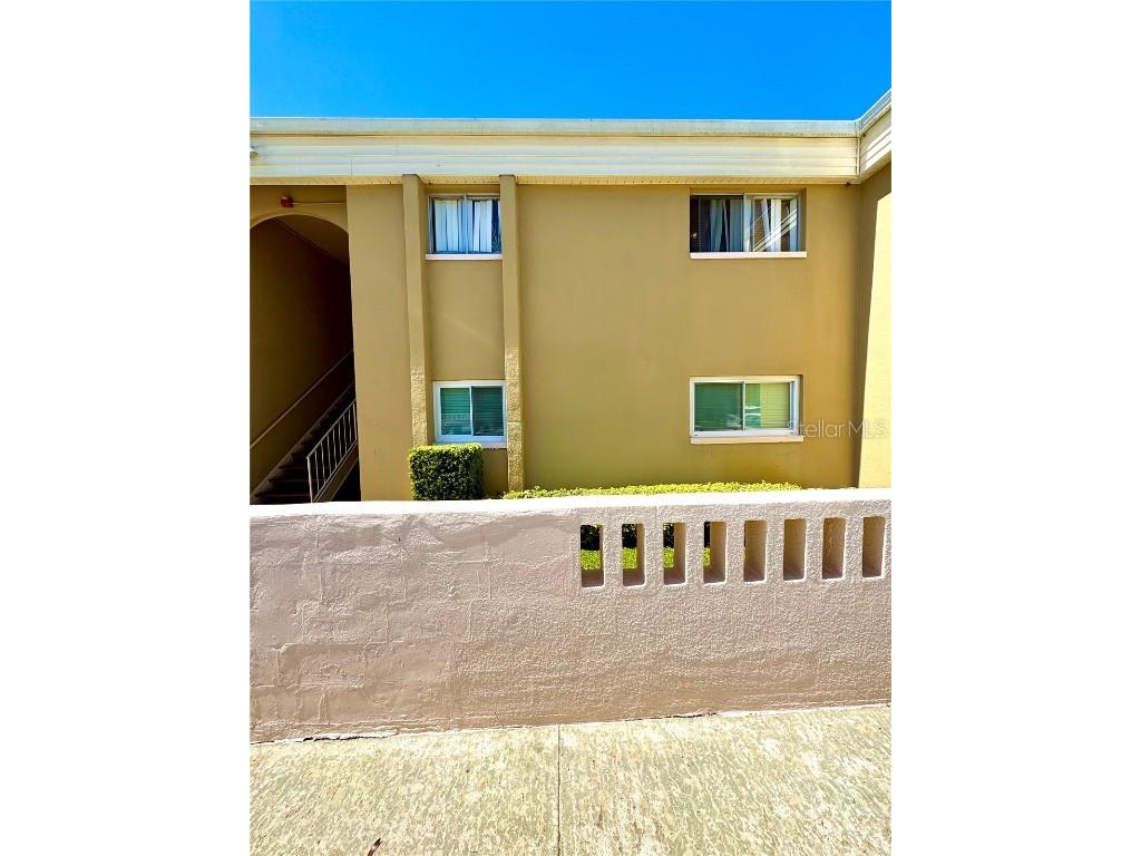 1000 Lake Of The Woods Boulevard #104F Fern Park FL 32730 V4941113 image1