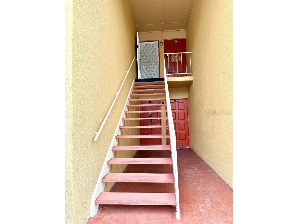 1000 Lake Of The Woods Boulevard #205D Casselberry FL 32730 V4945592 image1