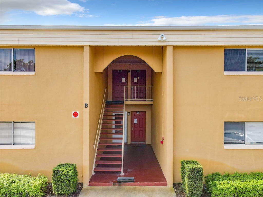 1000 Lake Of The Woods Boulevard #B206 Fern Park FL 32730 S5084703 image1