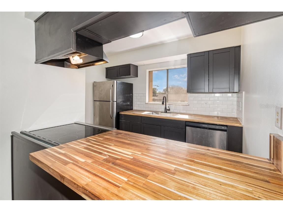 1000 Lake Of The Woods Boulevard #E206 Fern Park FL 32730 O6357953 image2