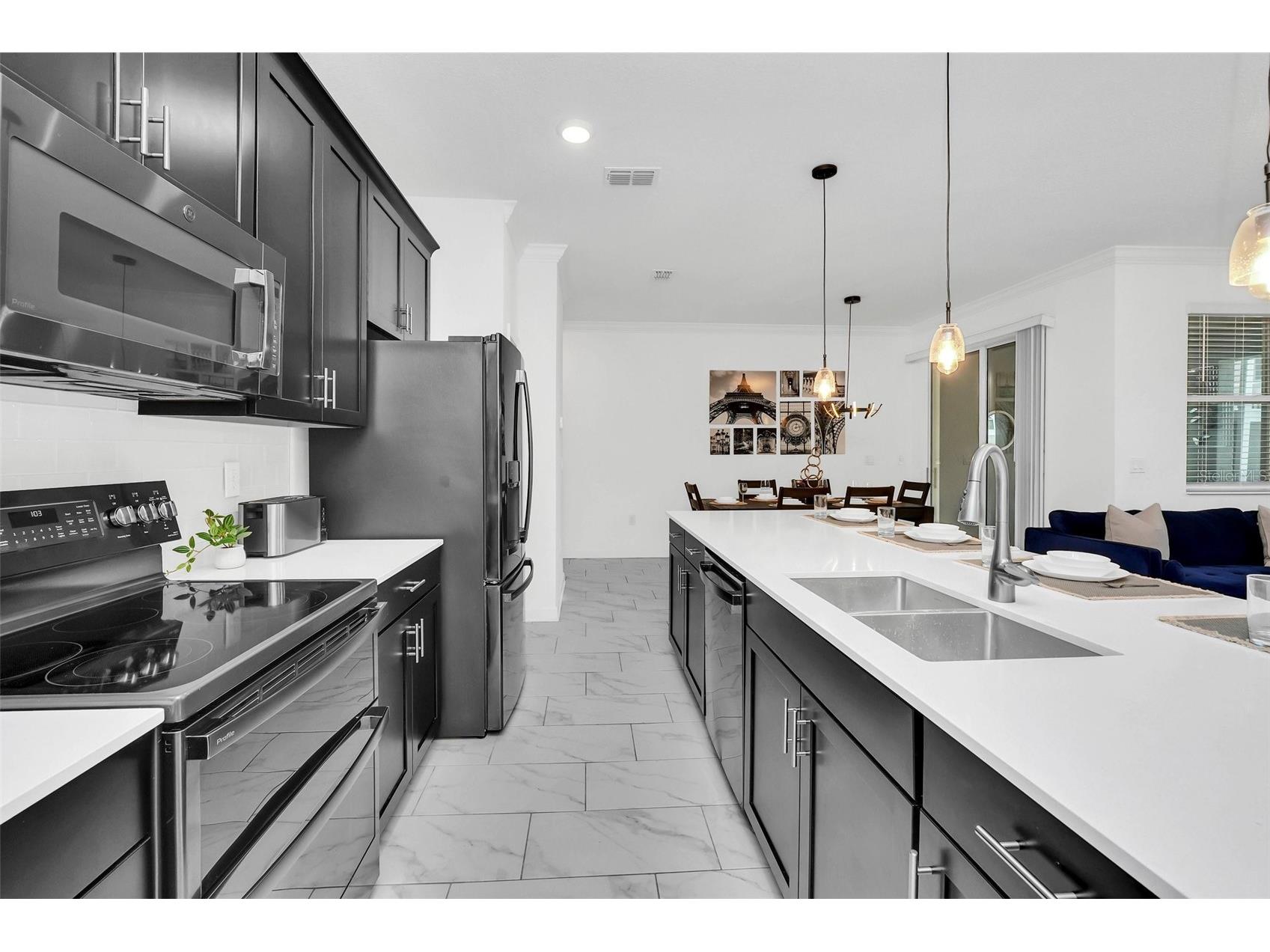 1000 Leader Street Davenport FL 33896 TB8492291 image17