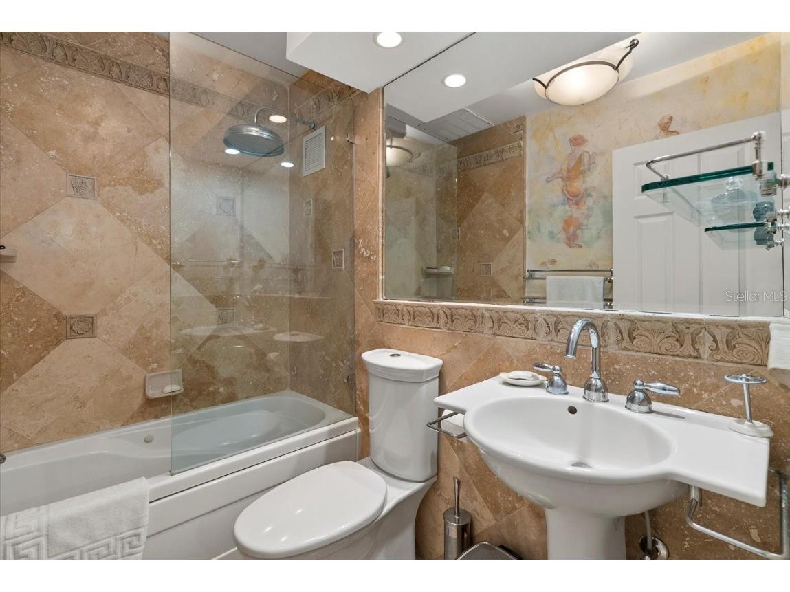 1000 Longboat Club Road #1001 Longboat Key FL 34228 A4666443 image6