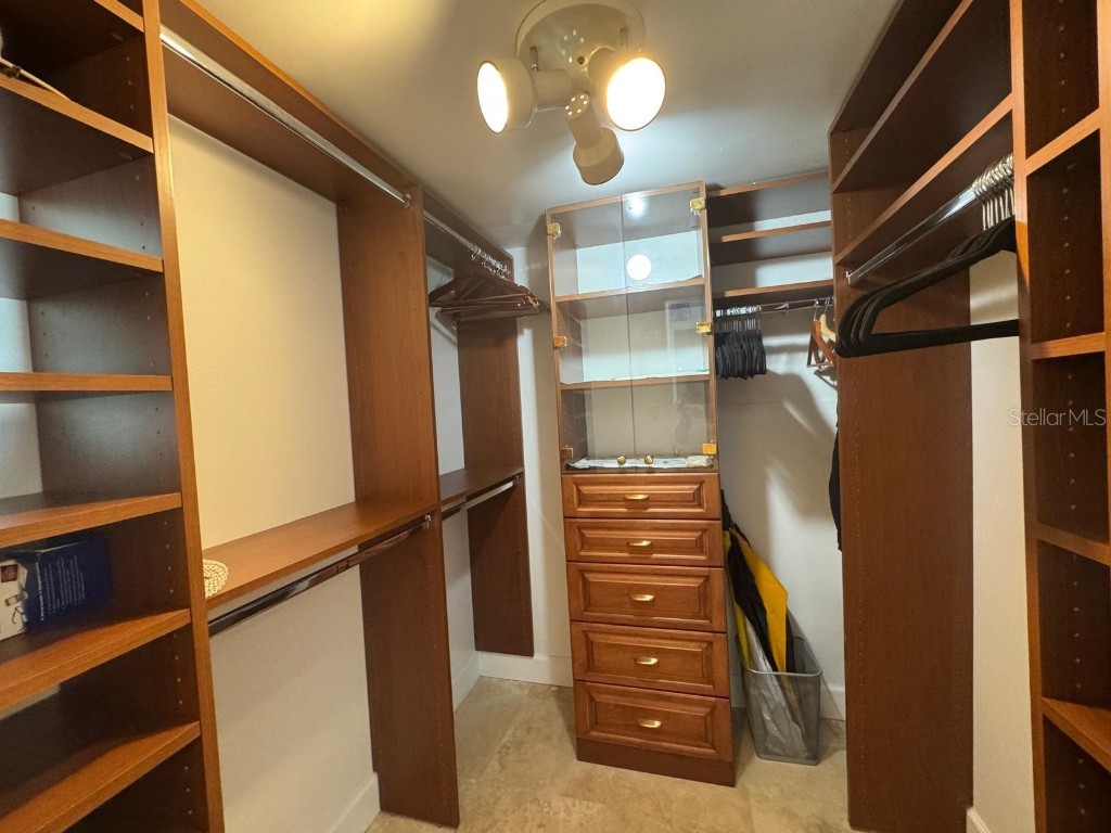 1000 Longboat Club Road #1001 Longboat Key FL 34228 A4666443 image9