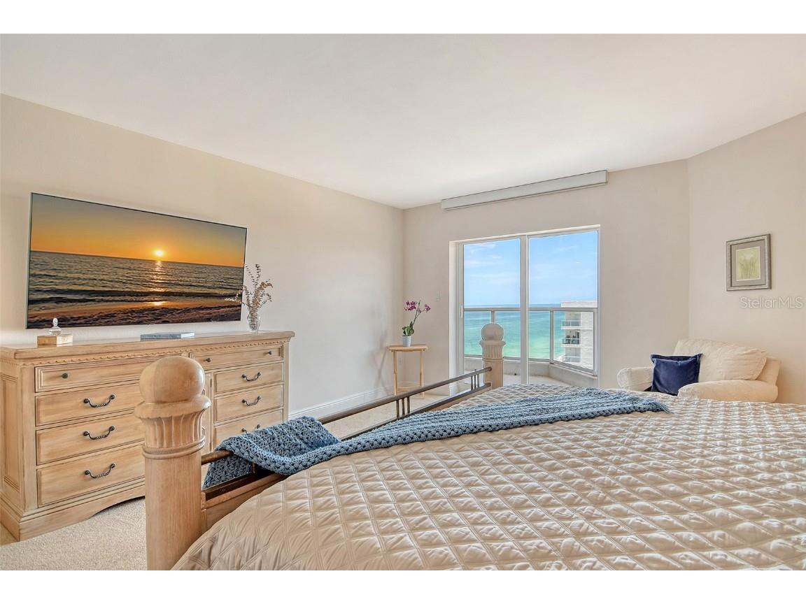 1000 Longboat Club Road #1105 Longboat Key FL 34228 - GULF OF MEXICO A4657701 image14