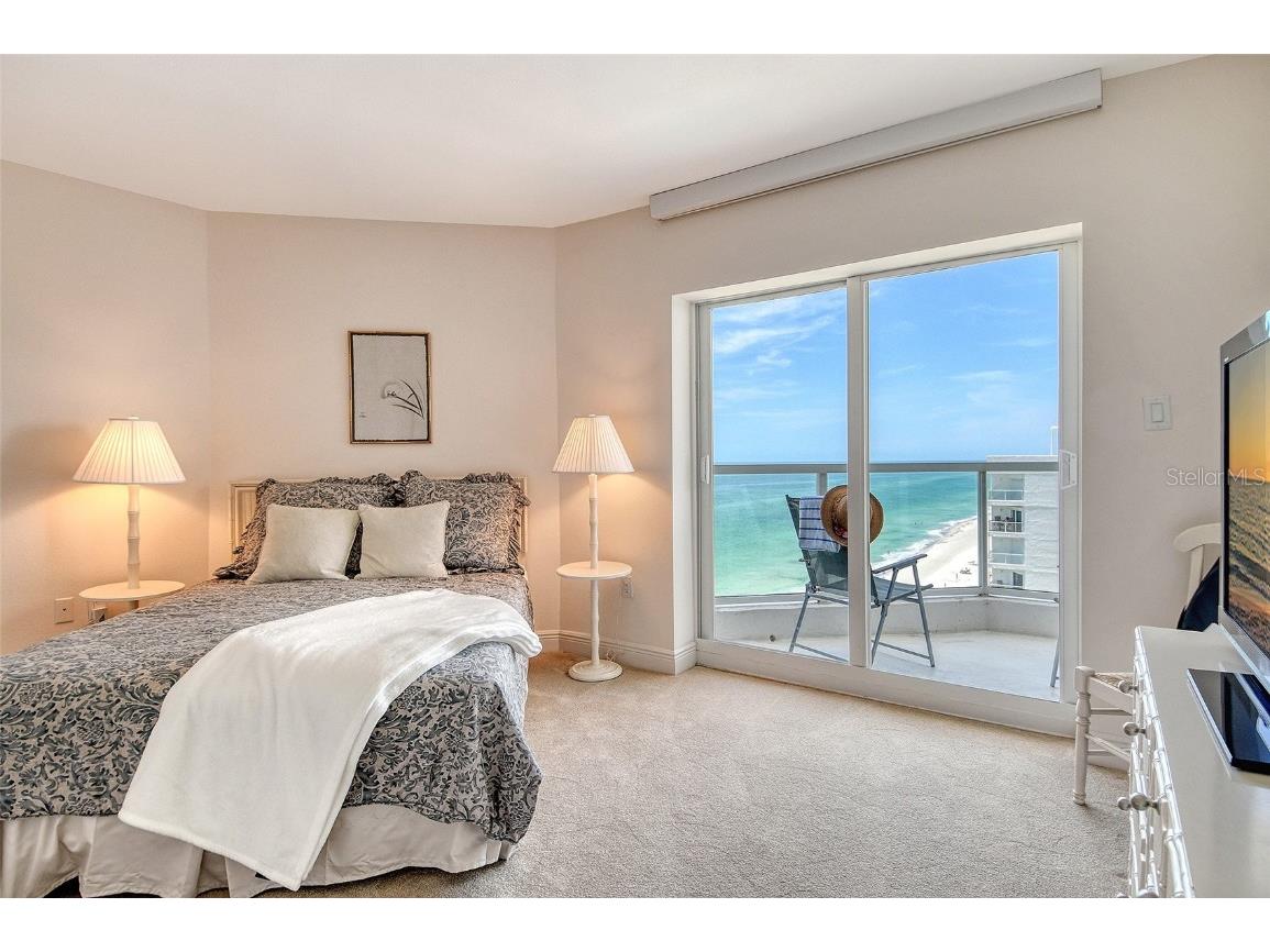 1000 Longboat Club Road #1105 Longboat Key FL 34228 - GULF OF MEXICO A4657701 image17