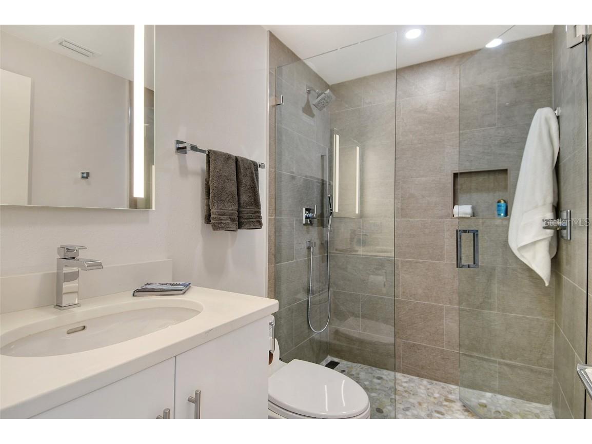 1000 Longboat Club Road #1105 Longboat Key FL 34228 - GULF OF MEXICO A4657701 image18