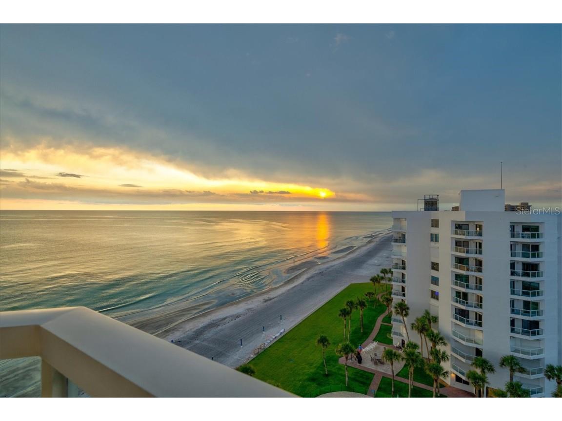 1000 Longboat Club Road #1105 Longboat Key FL 34228 - GULF OF MEXICO A4657701 image20