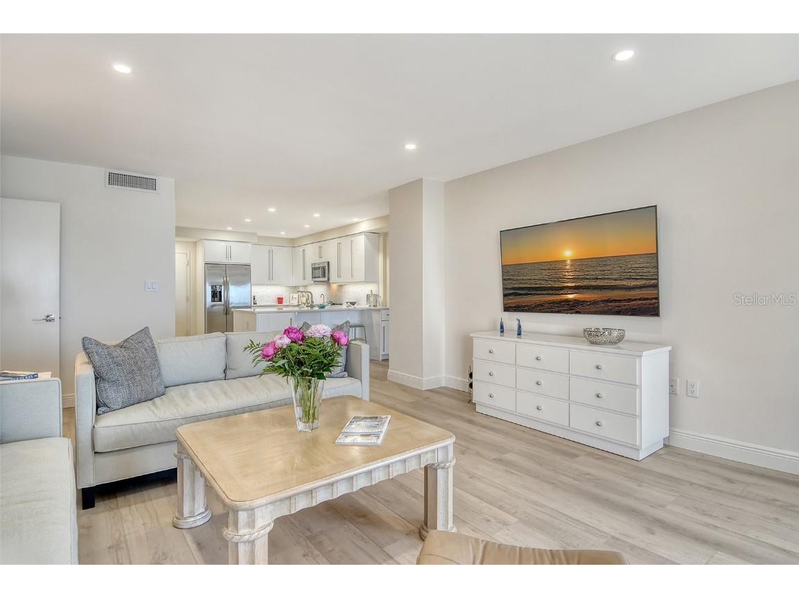 1000 Longboat Club Road #1105 Longboat Key FL 34228 - GULF OF MEXICO A4657701 image38