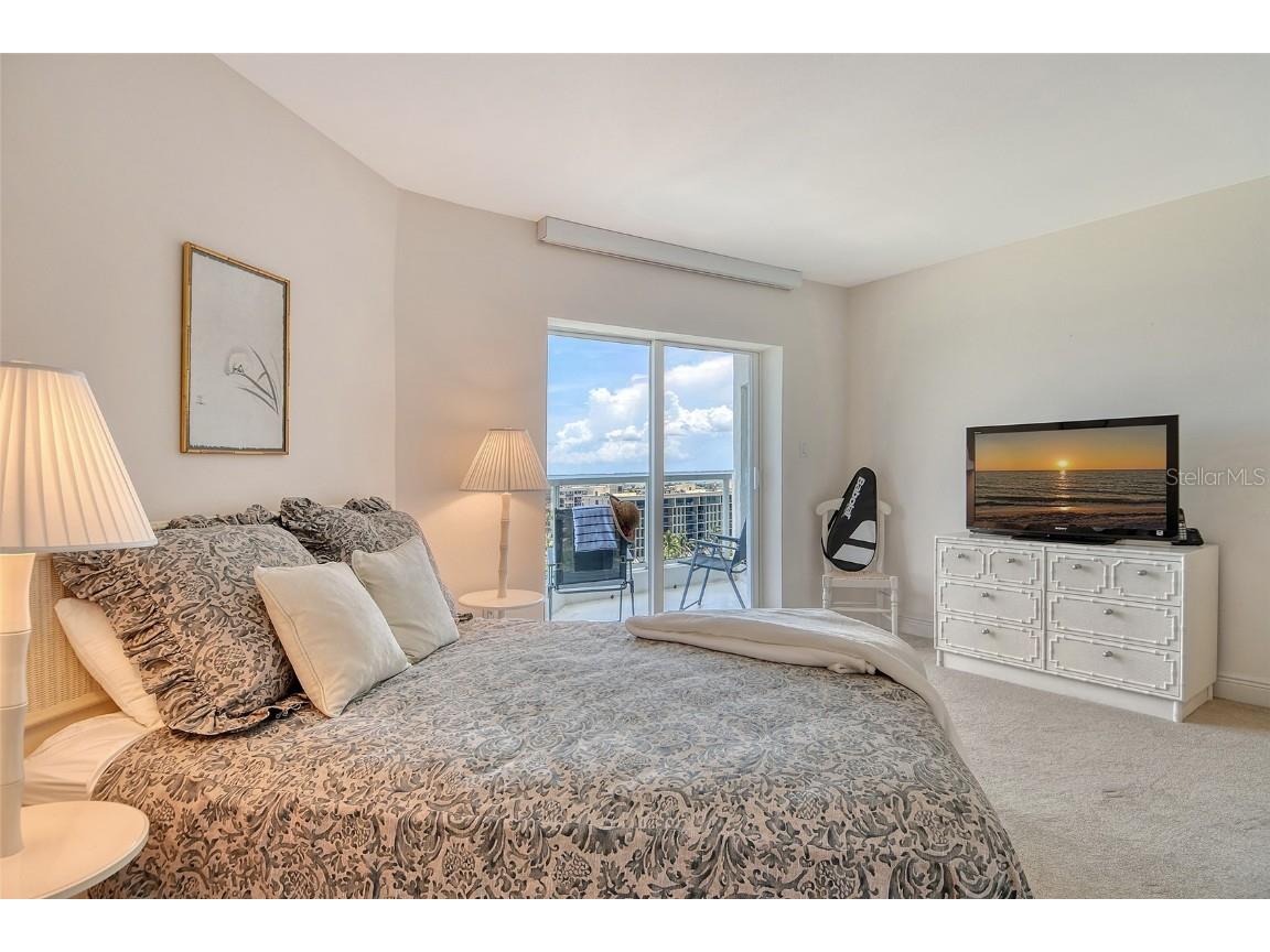 1000 Longboat Club Road #1105 Longboat Key FL 34228 - GULF OF MEXICO A4657701 image42