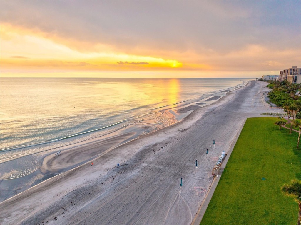 1000 Longboat Club Road #1105 Longboat Key FL 34228 - GULF OF MEXICO A4657701 image61