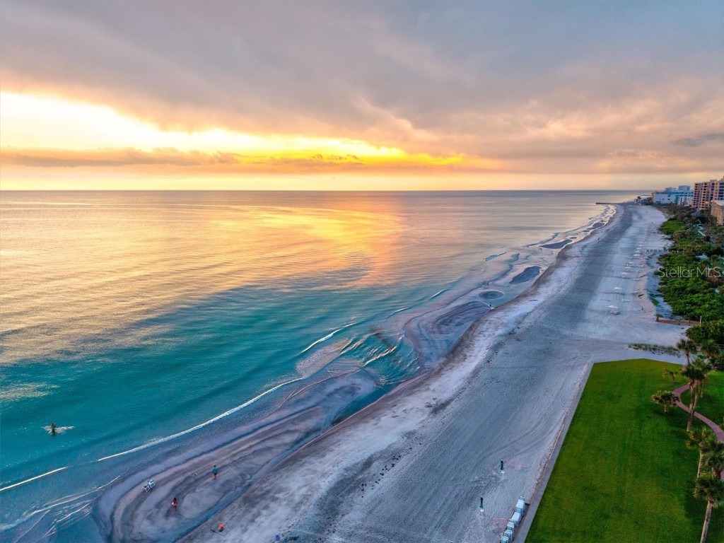 1000 Longboat Club Road #1105 Longboat Key FL 34228 - GULF OF MEXICO A4657701 image67