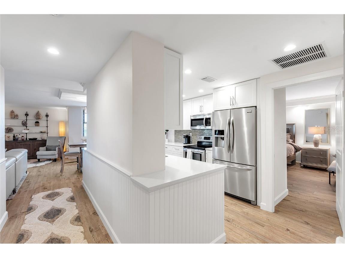 1000 Longboat Club Road #204 Longboat Key FL 34228 A4671838 image11