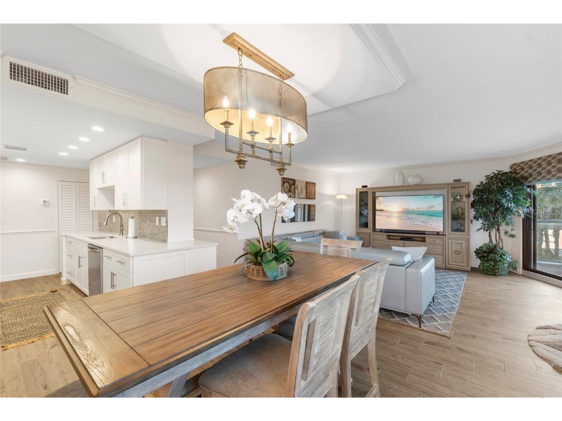 1000 Longboat Club Road #204 Longboat Key FL 34228 A4671838 image18