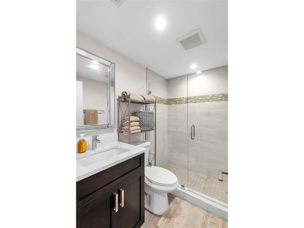 1000 Longboat Club Road #204 Longboat Key FL 34228 A4671838 image35