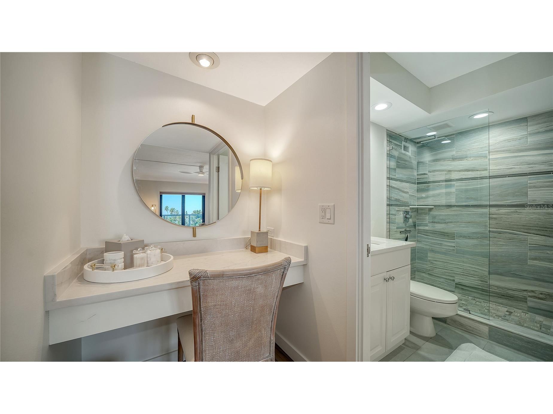 1000 Longboat Club Road #403 Longboat Key FL 34228 - GULF OF MEXICO A4680791 image12