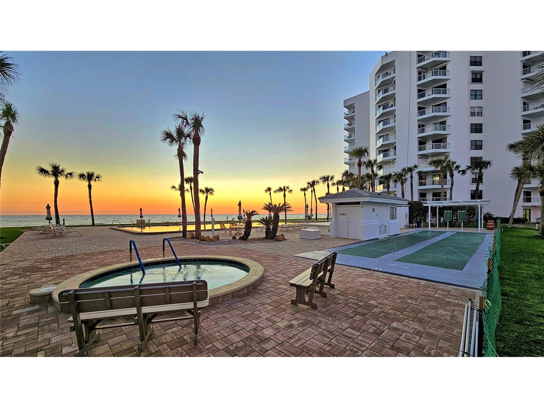 1000 Longboat Club Road #403 Longboat Key FL 34228 - GULF OF MEXICO A4680791 image30