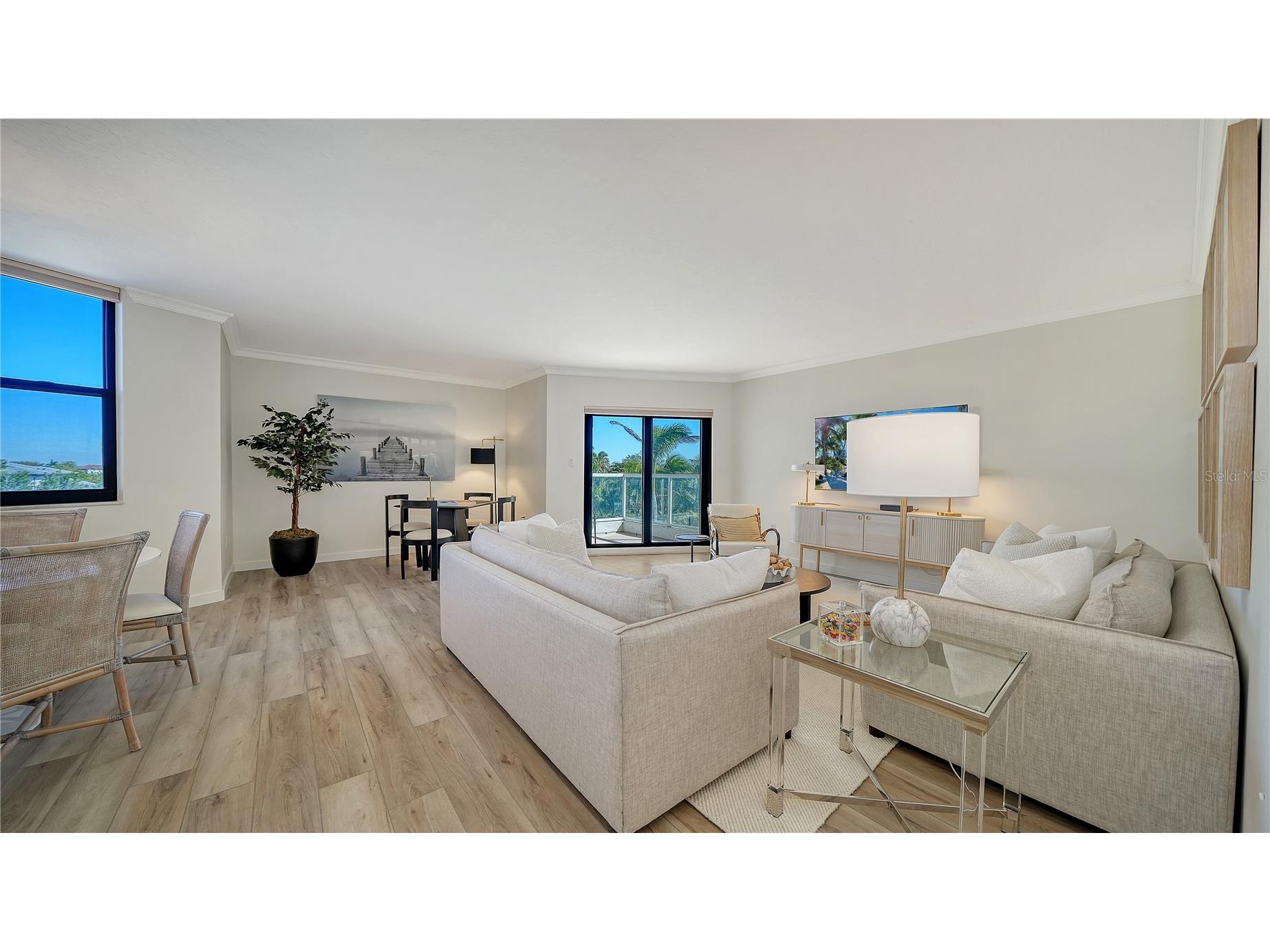 1000 Longboat Club Road #403 Longboat Key FL 34228 - GULF OF MEXICO A4680791 image5