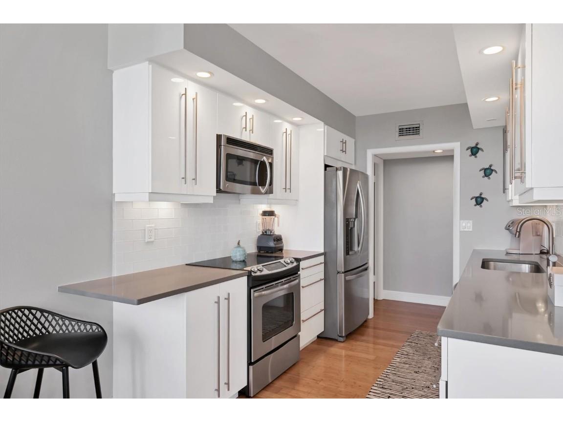 1000 Longboat Club Road #604 Longboat Key FL 34228 - GULF OF MEXICO A4645933 image10