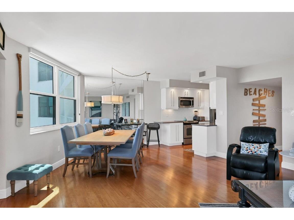 1000 Longboat Club Road #604 Longboat Key FL 34228 - GULF OF MEXICO A4645933 image9