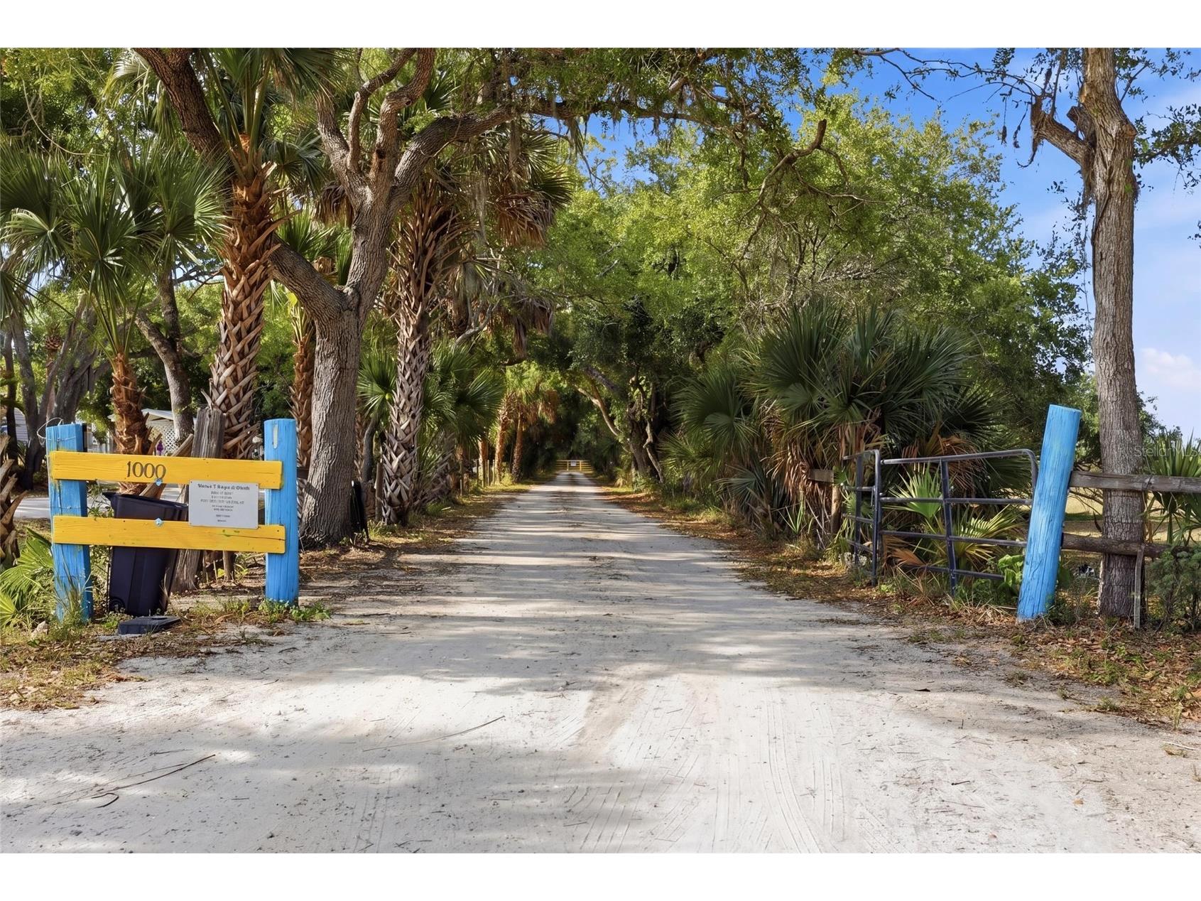 1000 Morningside Drive Englewood FL 34223 D6147326 image3