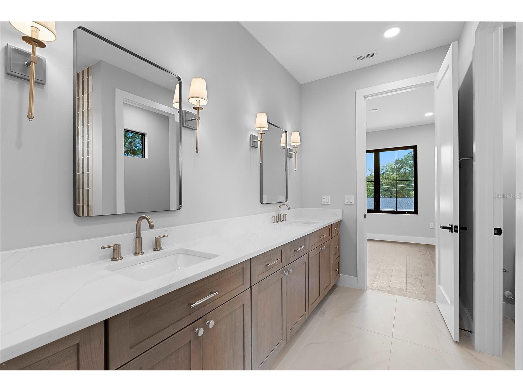 1000 N Forest Avenue Orlando FL 32803 O6407825 image33