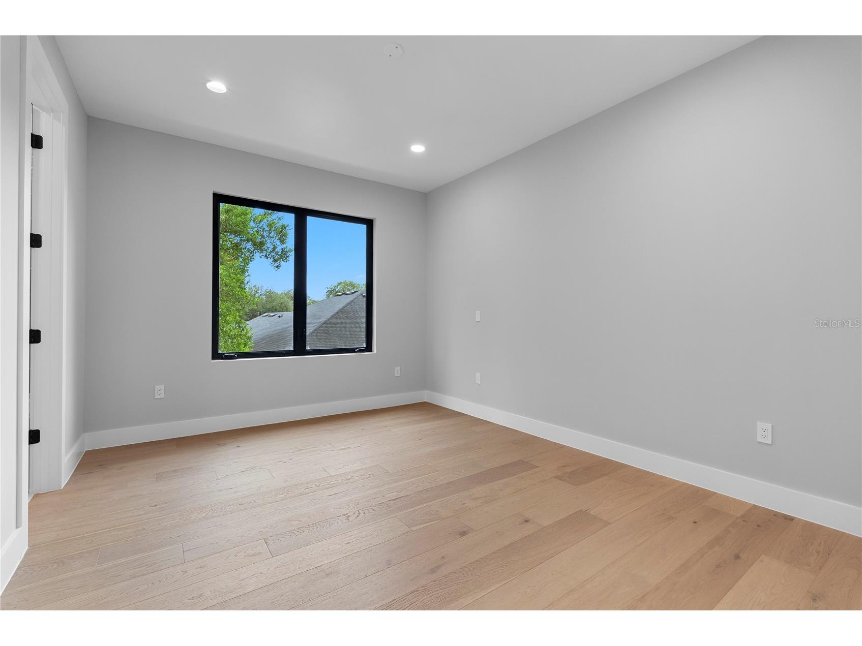 1000 N Forest Avenue Orlando FL 32803 O6407825 image35