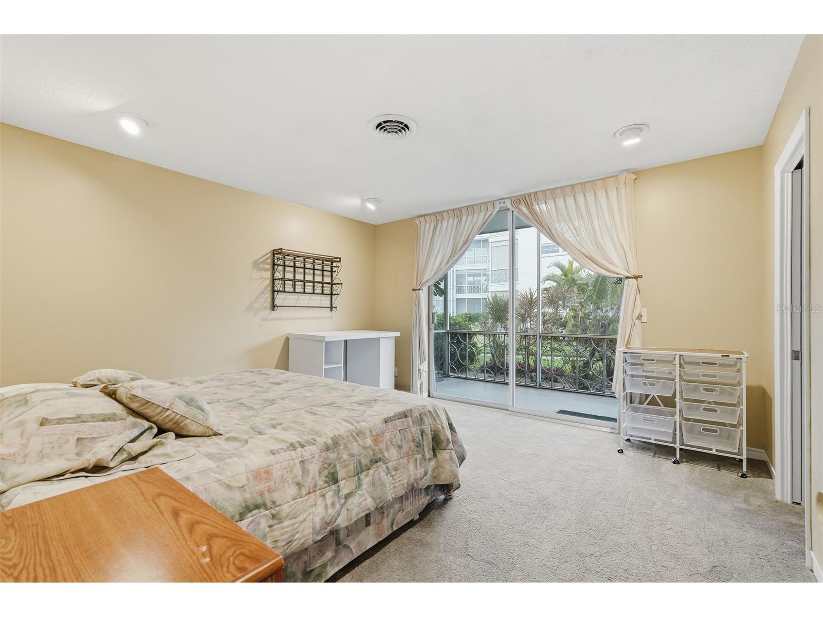 1000 N Shore Drive NE #2 Saint Petersburg FL 33701 TB8473665 image26